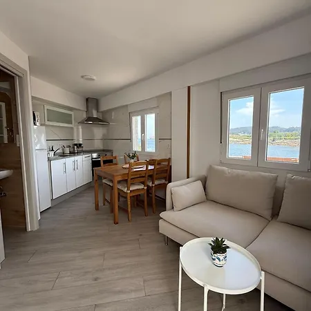 Sea House *